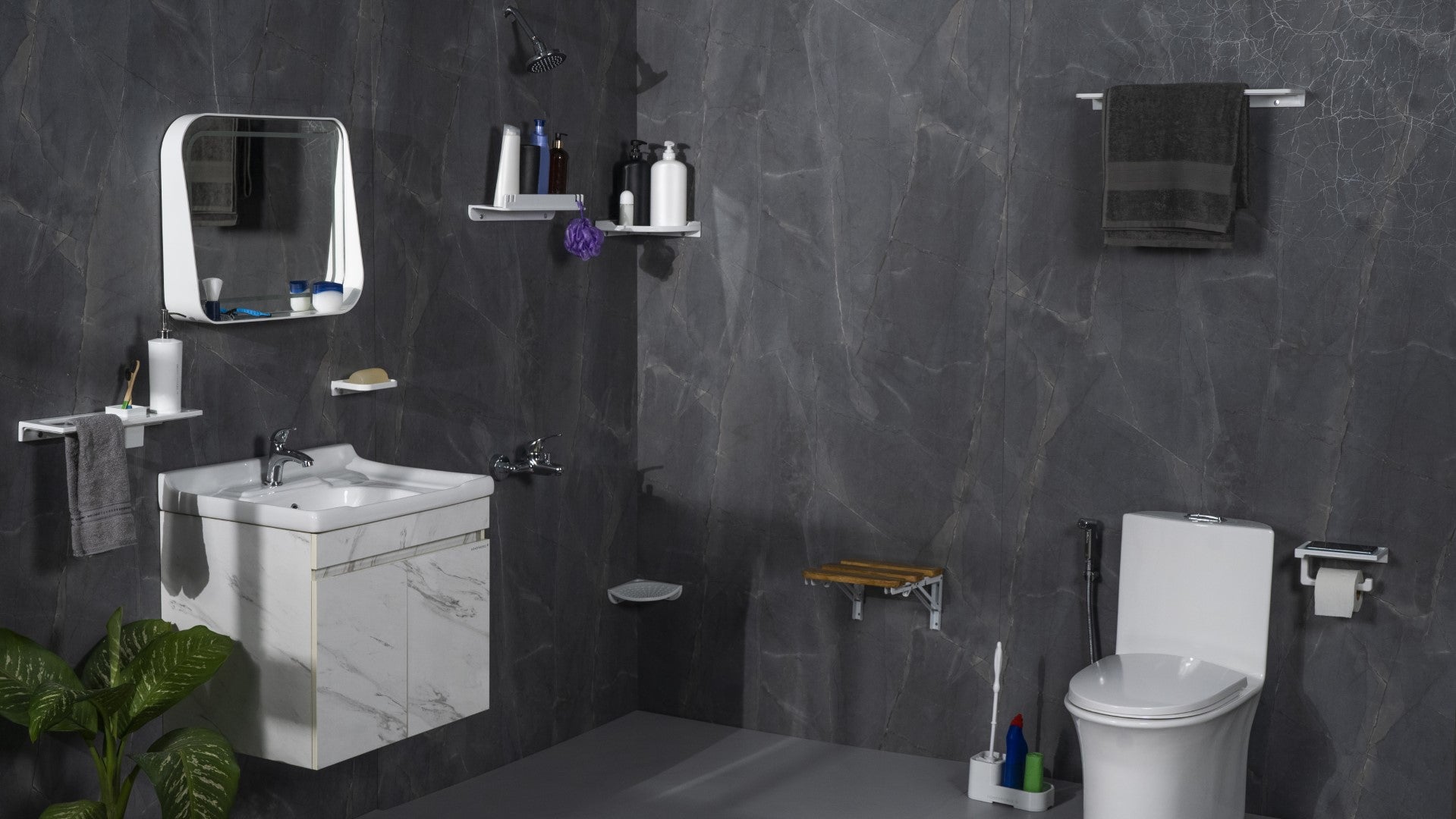 10 Ways to Enhance your Bathroom with Ceramic Accessories